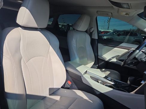 Used 2019 Lexus RX 350 FWD w/ Luxury Package image 23