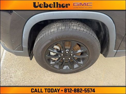 Used 2023 Jeep Cherokee Altitude Lux AWD/4WD image 14