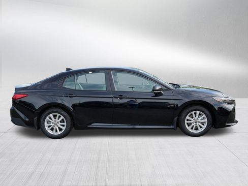 Certified 2025 Toyota Camry LE FWD image 8