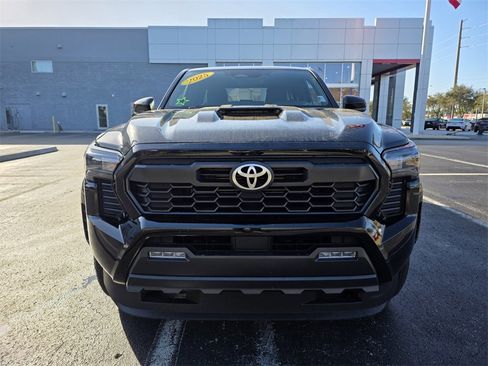 Certified 2025 Toyota Tacoma TRD Sport image 2