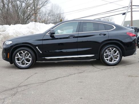Used 2023 BMW X4 xDrive30i w/ Convenience Package image 3