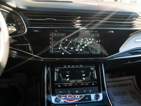 Used 2021 Audi Q7 3.0T Premium image 32