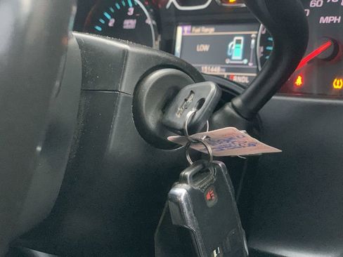 Used 2018 Chevrolet Silverado 1500 LTZ image 15