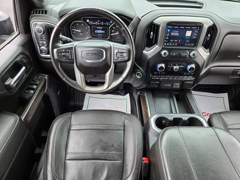 Used 2023 GMC Sierra 2500 Denali w/ Denali Black Diamond Edition AWD/4WD image 14