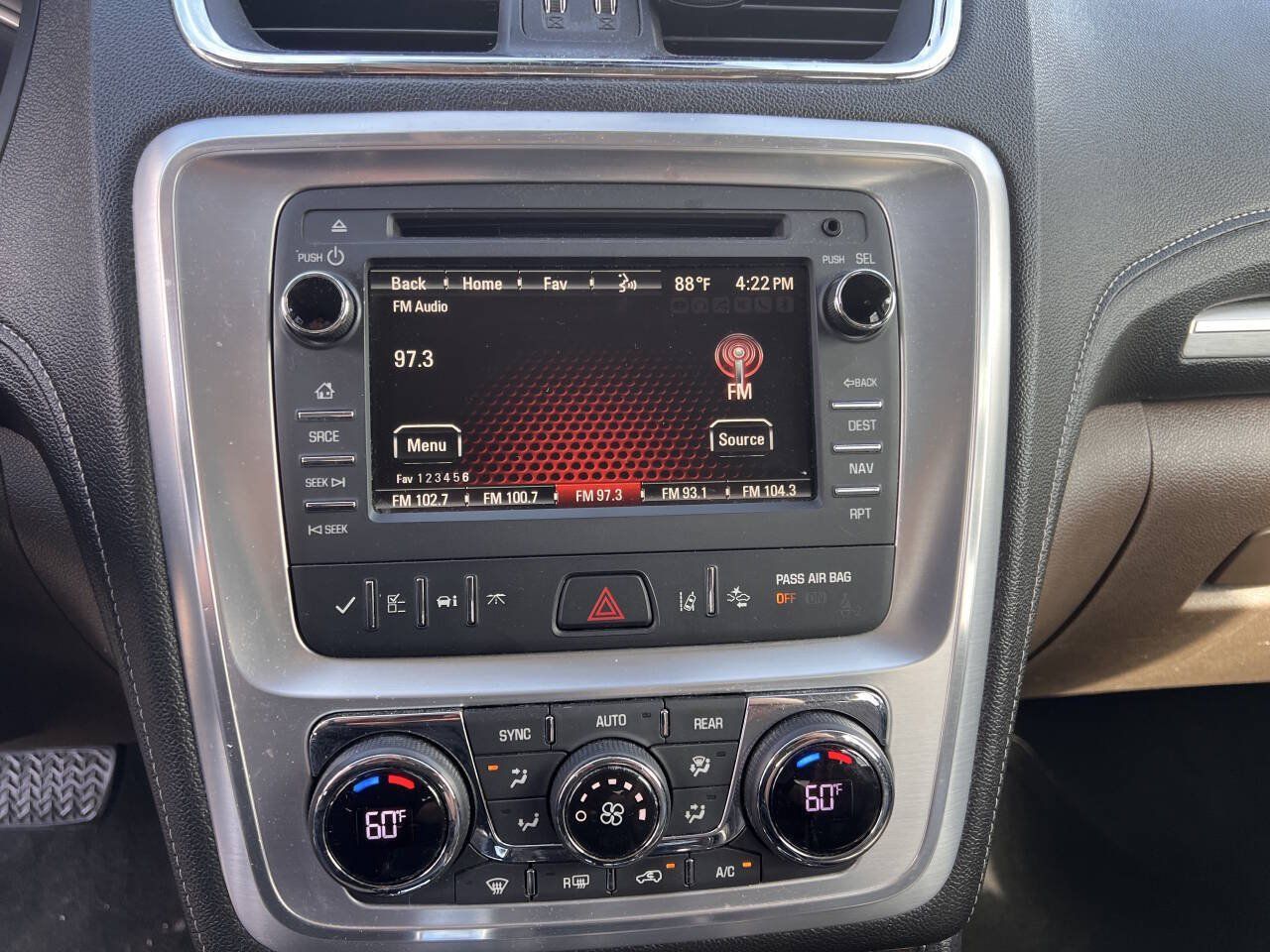 Used 2017 GMC Acadia Limited SLT FWD image 11