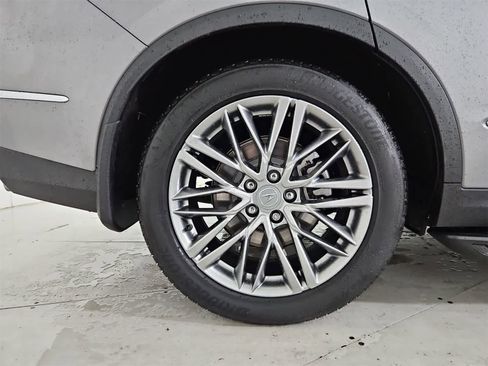 Used 2022 Acura MDX SH-AWD w/ Advance Package image 13