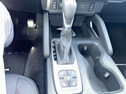 New 2026 Nissan Frontier SV w/ SV Convenience Package AWD/4WD image 17