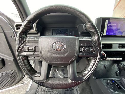 Certified 2025 Toyota Tacoma SR image 24