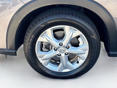 Certified 2023 Honda HR-V LX image 32