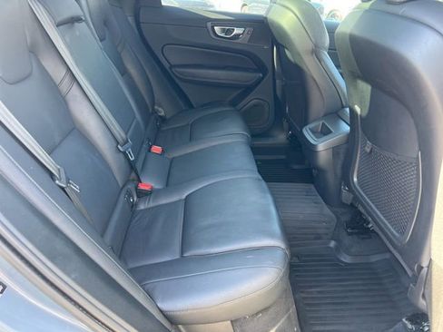 Certified 2023 Volvo XC60 B5 Plus image 20