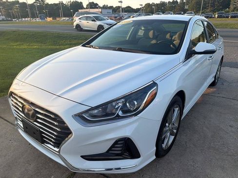 Used 2018 Hyundai Sonata SEL w/ Tech Package 02 FWD image 4