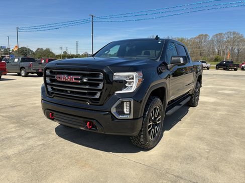 Used 2022 GMC Sierra 1500 AT4 w/ AT4 Premium Package image 2