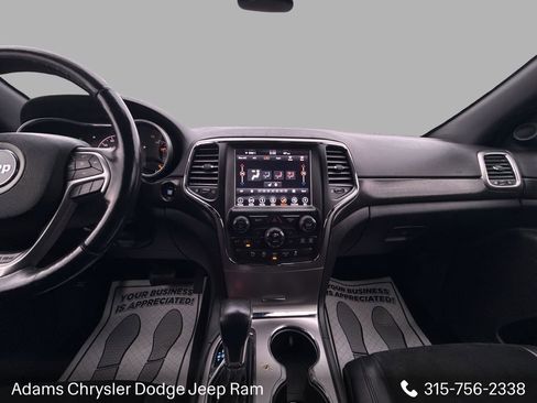 Used 2018 Jeep Grand Cherokee Altitude image 14