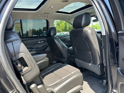Used 2018 Chevrolet Traverse Premier w/ Redline Edition AWD/4WD image 20