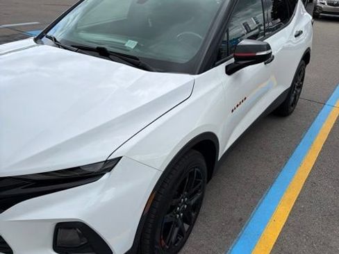 Used 2020 Chevrolet Blazer LT w/ Redline Edition AWD/4WD image 3