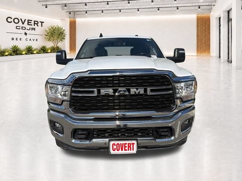 Used 2024 RAM 2500 Big Horn AWD/4WD image 3