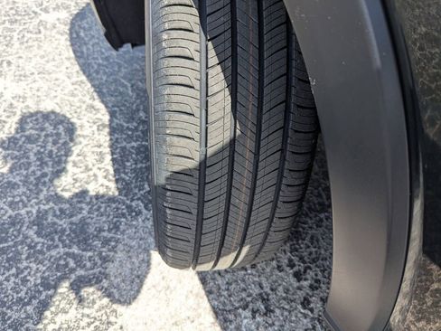 Used 2024 Honda HR-V Sport image 32