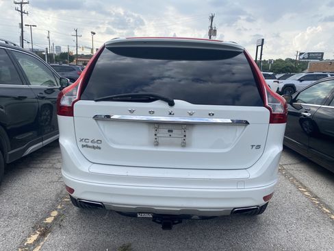 Used 2016 Volvo XC60 T5 Premier FWD image 7