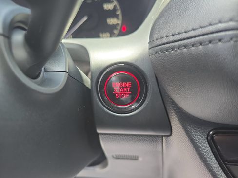 Certified 2025 Honda HR-V LX image 23