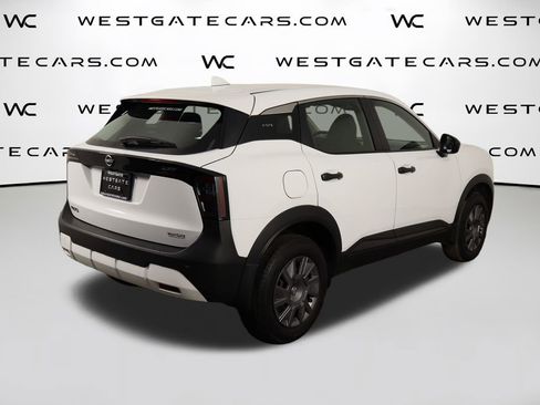 Used 2025 Nissan Kicks S image 40