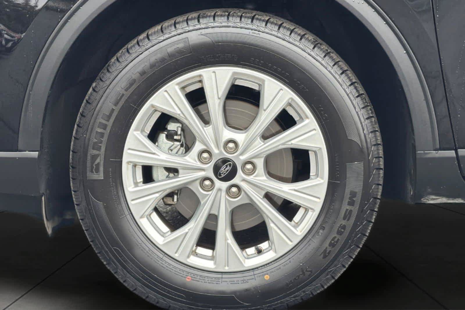 Used 2025 Ford Escape Active AWD/4WD image 11