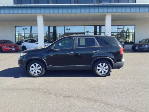 Used 2012 Kia Sorento LX AWD/4WD image 2