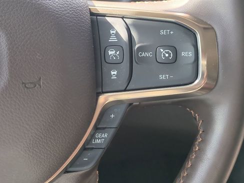 Used 2025 RAM 2500 Limited image 28