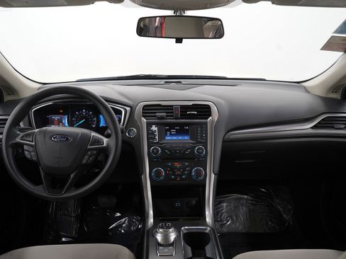 Used 2018 Ford Fusion S image 14