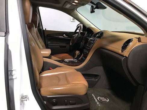 Used 2016 Buick Enclave Premium w/ Experience Buick Package FWD image 13