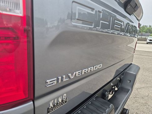 Used 2020 Chevrolet Silverado 1500 LT Trail Boss AWD/4WD image 33