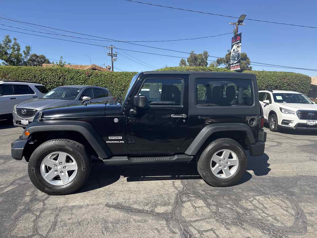 Used 2014 Jeep Wrangler Sport w/ Quick Order Package 24S AWD/4WD image 4