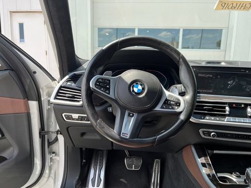Used 2021 BMW X5 M50i AWD/4WD image 13