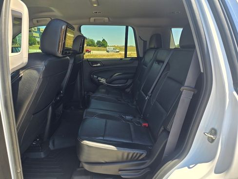 Used 2017 GMC Yukon SLE w/ SLE Value Package AWD/4WD image 13