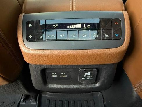 Certified 2023 Nissan Pathfinder Platinum image 13