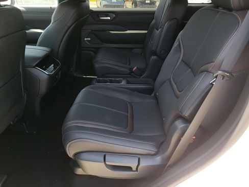 New 2026 Nissan Armada SL w/ Captain's Chari Seat Package AWD/4WD image 15