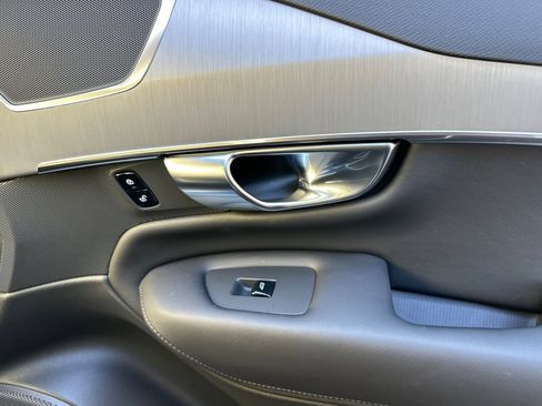 Certified 2025 Volvo XC90 B5 Core w/ Protection Package Premier image 20