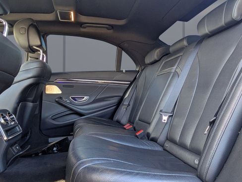 Used 2019 Mercedes-Benz S 450 Sedan image 12