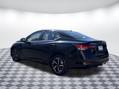 Used 2024 Nissan Sentra SV FWD image 5