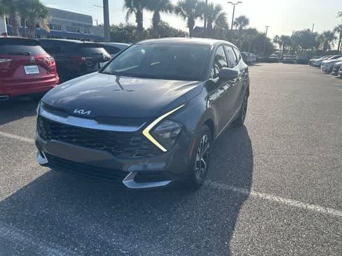 Used 2023 Kia Sportage EX FWD image 4
