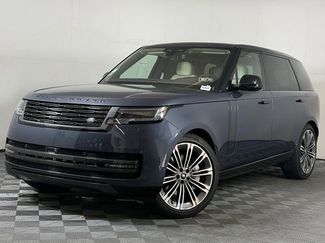 New 2025 Land Rover Range Rover Long Wheelbase SE video 1