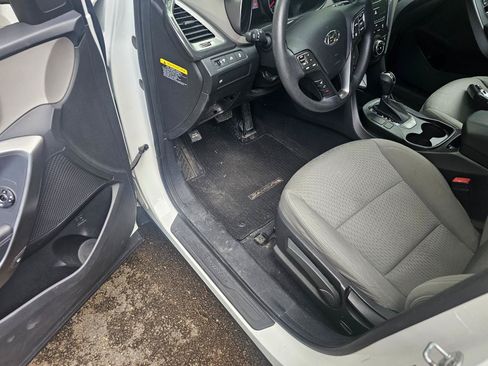 Used 2014 Hyundai Santa Fe Sport FWD image 5