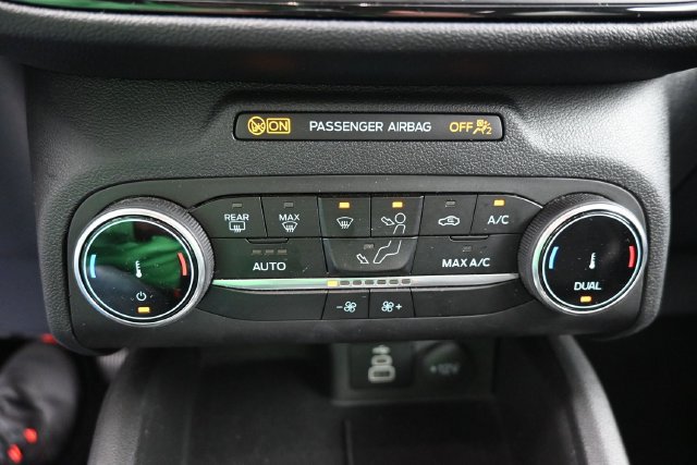 Used 2025 Ford Escape ST-Line AWD/4WD image 18