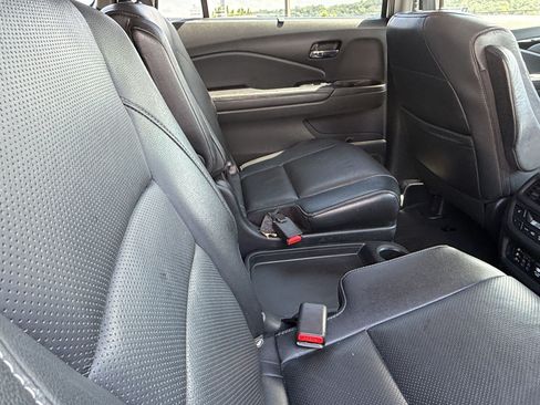 Used 2017 Honda Pilot Elite image 31