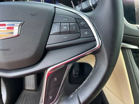 Used 2019 Cadillac XT5 FWD image 19