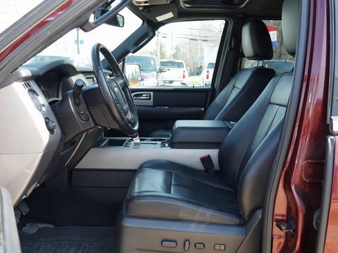 Used 2015 Ford Expedition Limited w/ Equipment Group 301A image 39