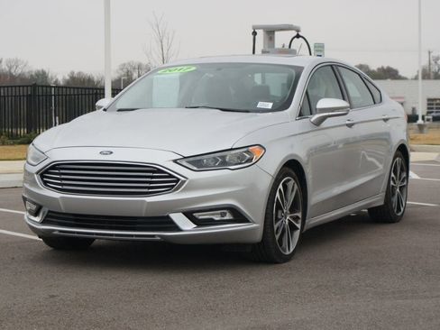 Used 2017 Ford Fusion Titanium image 16