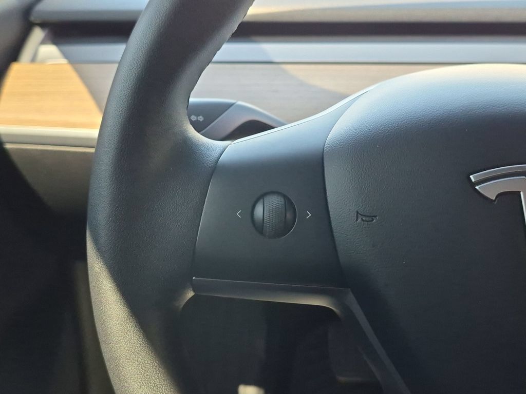 Used 2019 Tesla Model 3 RWD image 19