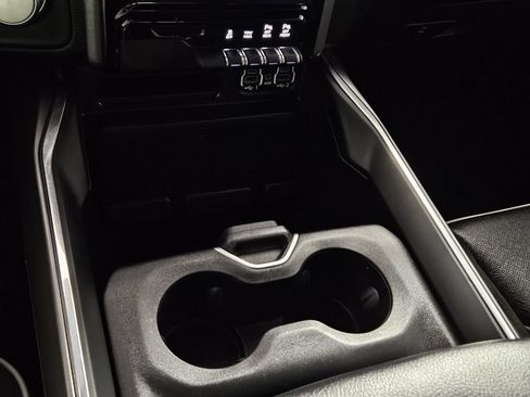 Used 2023 RAM 1500 Laramie AWD/4WD image 16