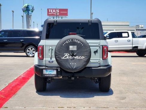 Used 2022 Ford Bronco Outer Banks AWD/4WD image 6