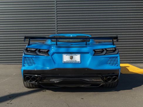 Used 2021 Chevrolet Corvette Stingray Premium Cpe w/ Z51 Performance Package image 10